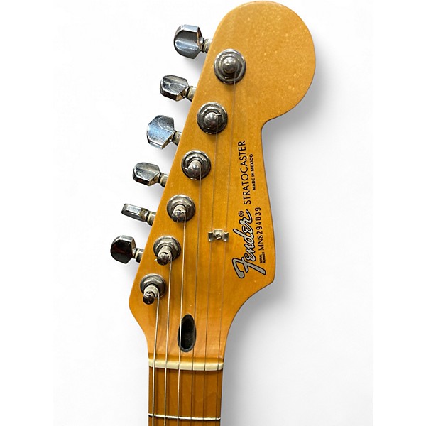 Used Fender STRATOCASTER BLACK Solid Body Electric Guitar