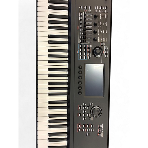Used Yamaha MODX M8 Synthesizer