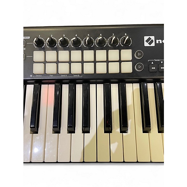 Used Novation Launchkey 25 Key MIDI Controller