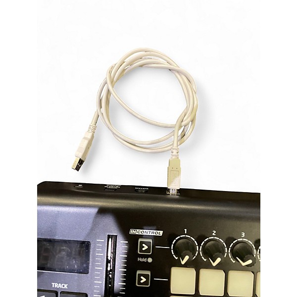 Used Novation Launchkey 25 Key MIDI Controller