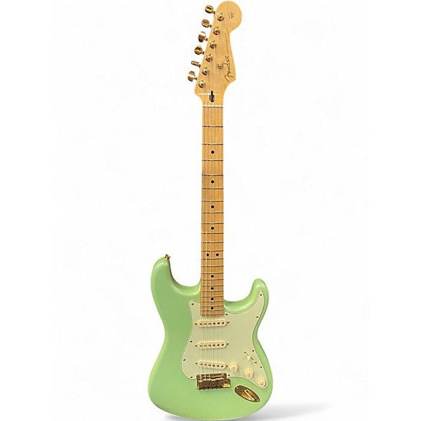 Used Fender Limited Edition Player Stratocaster Seafoam Pearl Solid Body Electric Guitar