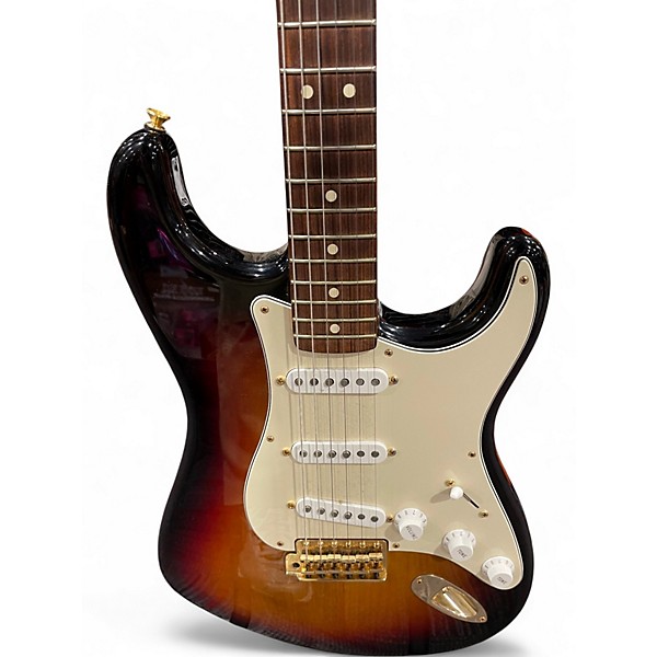 Used Fender Artist Series Stevie Ray Vaughan Stratocaster 3 Color Sunburst Solid Body Electric Guitar
