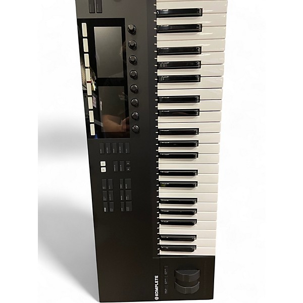 Used Native Instruments Komplete Kontrol S61 MK2 MIDI Controller