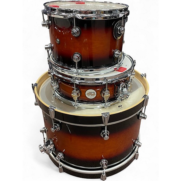 Used DW 4 Piece design series 4 piece sunburst Drum Kit