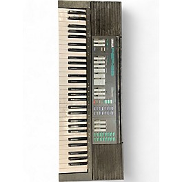 Used Yamaha PSR32 61 Key Synthesizer