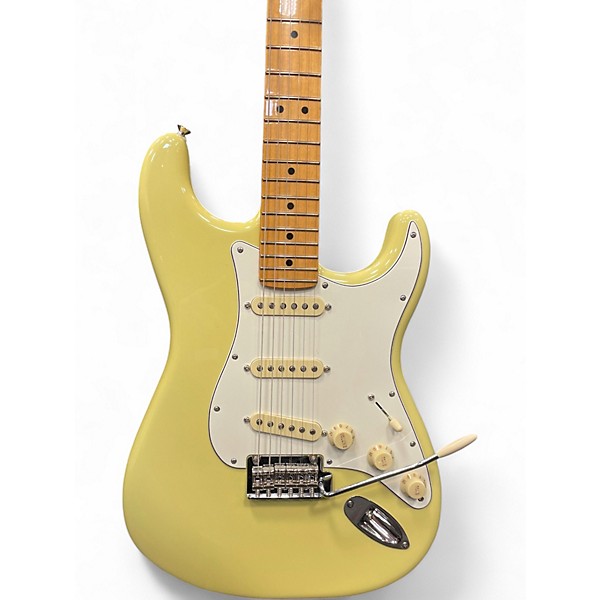Used Fender Player II Stratocaster Hialeah Yellow Solid Body Electric Guitar