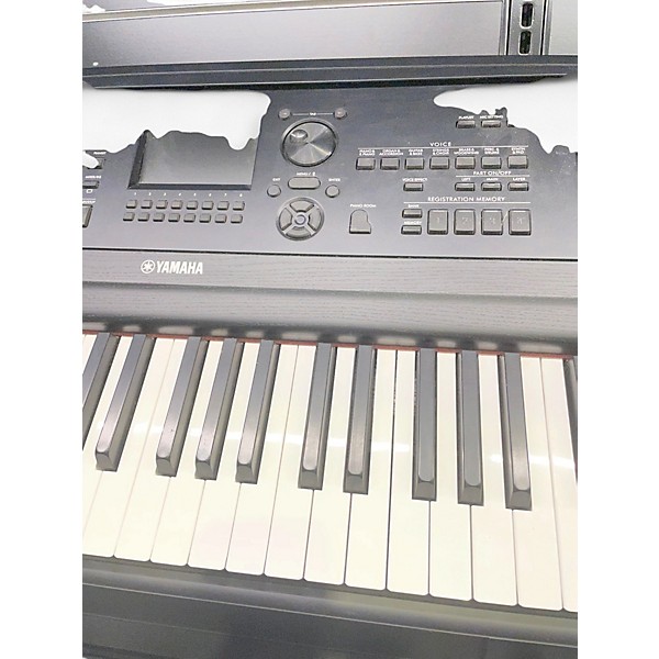 Used Yamaha DGX670 Digital Piano