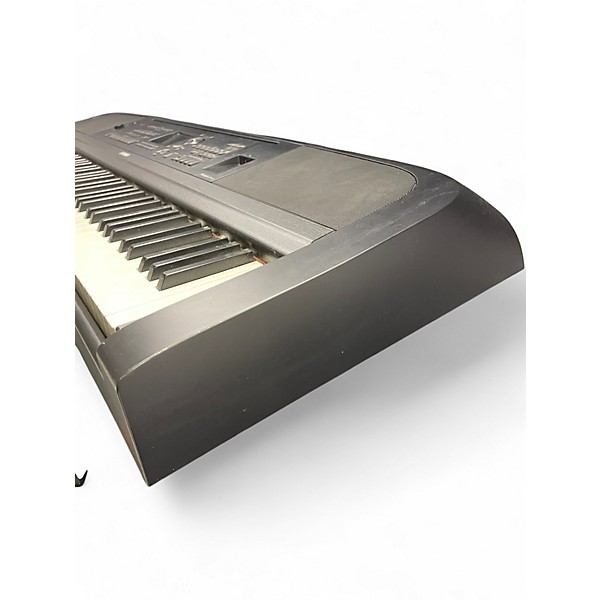 Used Yamaha DGX670 Digital Piano