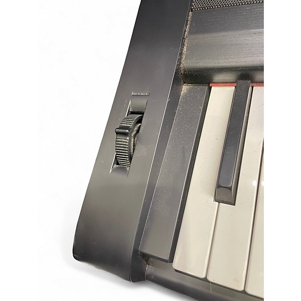 Used Yamaha DGX670 Digital Piano