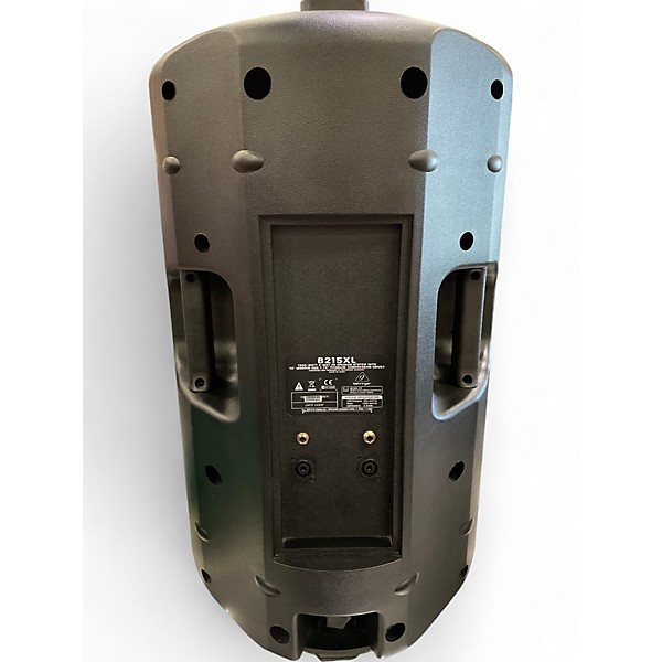 Used Behringer EUROLIVE B215XL 1,000W 15" Unpowered Speaker