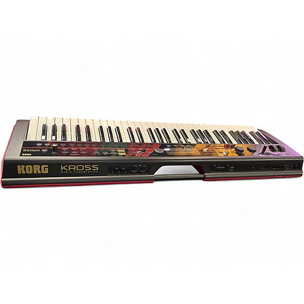 Used KORG Kross 61 Key Keyboard Workstation