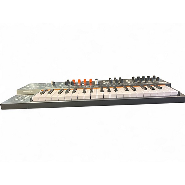 Used Arturia MiniFreak 6-Voice Polyphonic Hybrid Synthesizer Keyboard Synthesizer