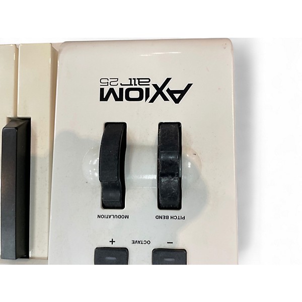 Used M-Audio Axiom Air 25 Key MIDI Controller