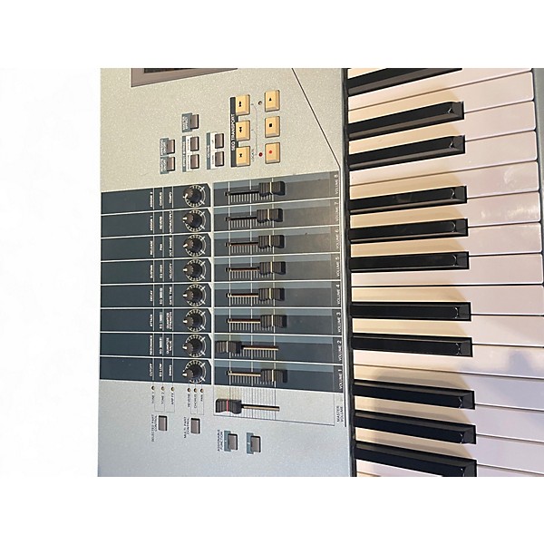 Used Yamaha Motif XS8 88 Key Keyboard Workstation