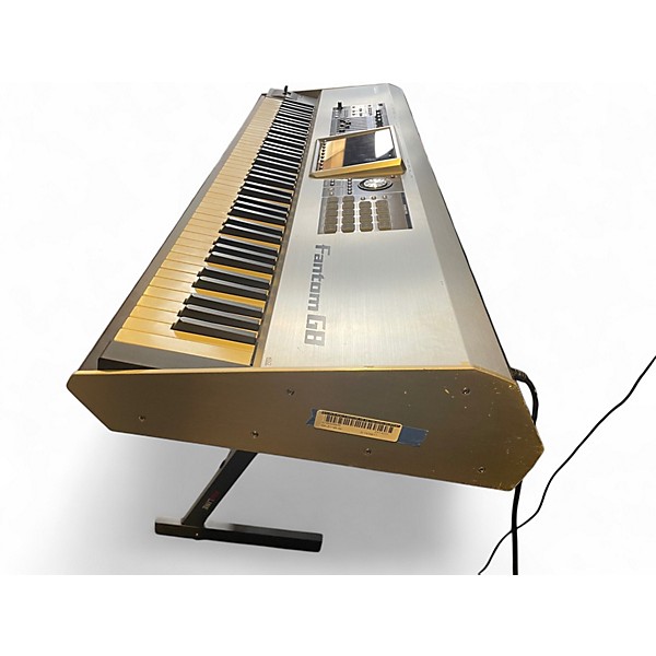 Used Roland fantom g8 Keyboard Workstation