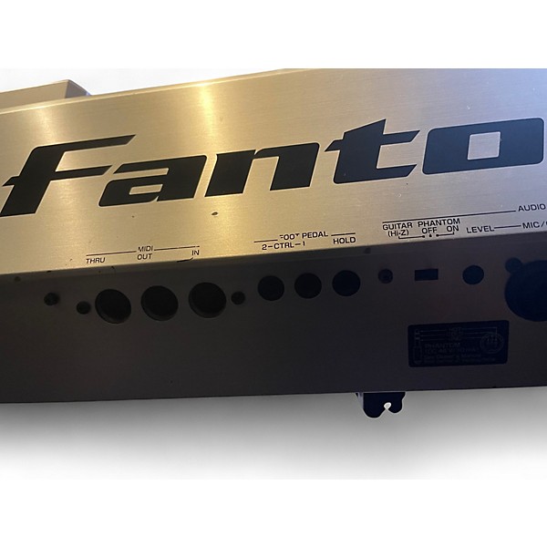 Used Roland fantom g8 Keyboard Workstation