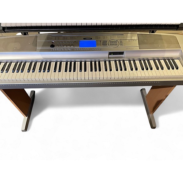 Used Yamaha DGX500 Arranger Keyboard