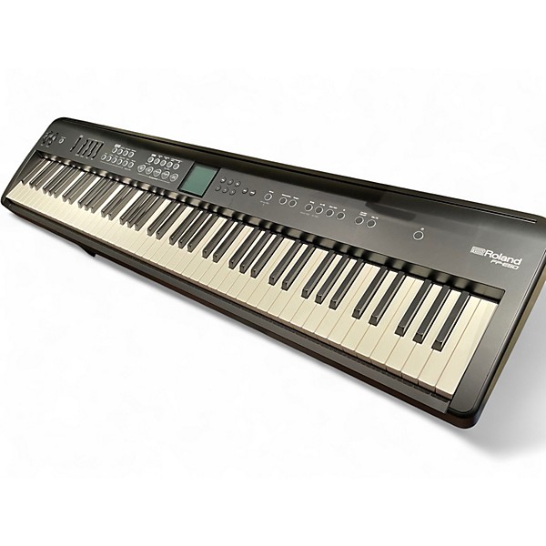 Used Roland FP-E50 Stage Piano