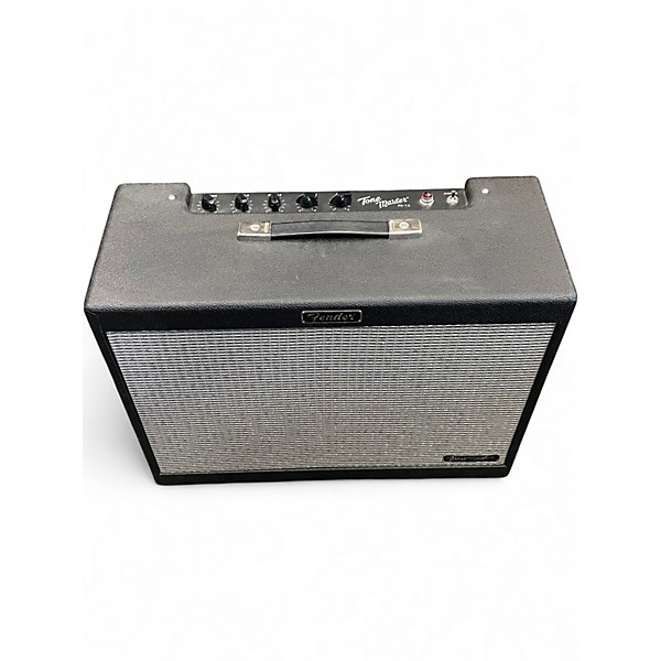 Used Fender fr12 Powered Speaker