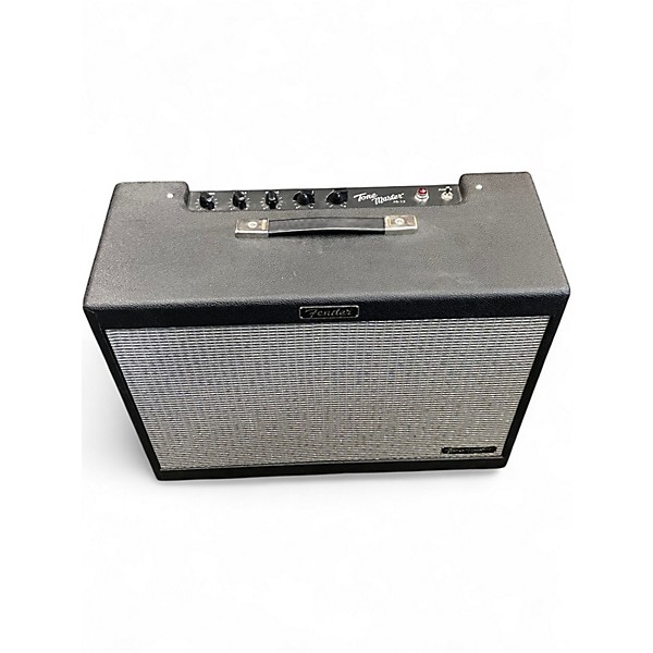 Used Fender fr12 Powered Speaker