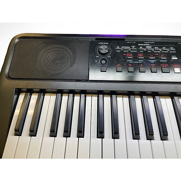 Used Yamaha PSR E383 Portable Keyboard