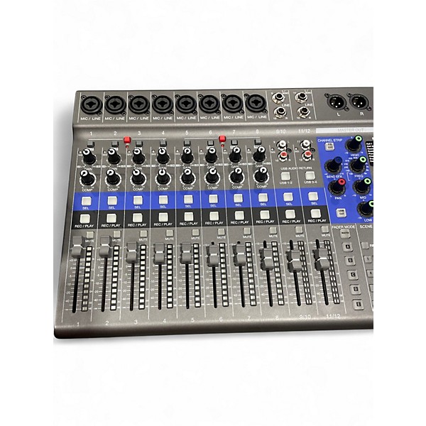 Used Zoom L - 12 Digital Mixer