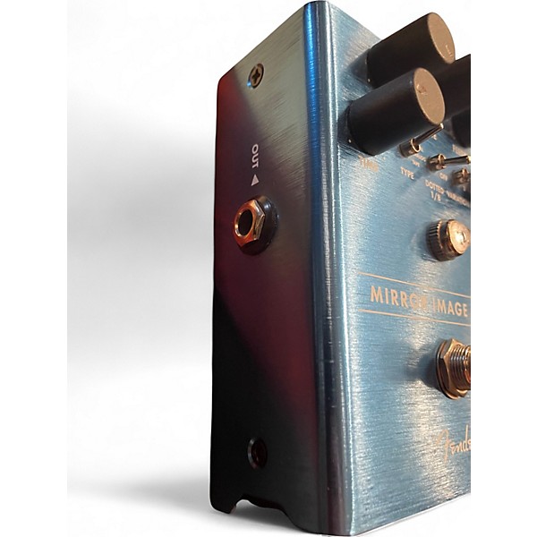 Used Fender mirror image delay Effect Pedal