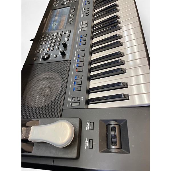 Used Yamaha PSR-SX900 Keyboard Workstation