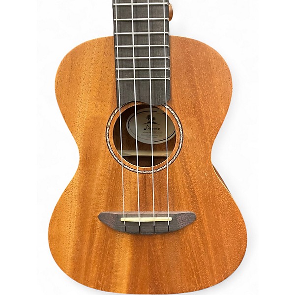 Used Donner duc-100 Natural Ukulele