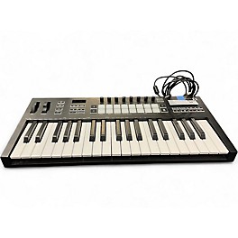 Used Novation LAUNCHKEY 37