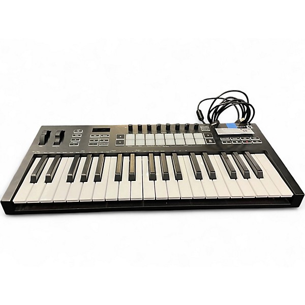 Used Novation LAUNCHKEY 37