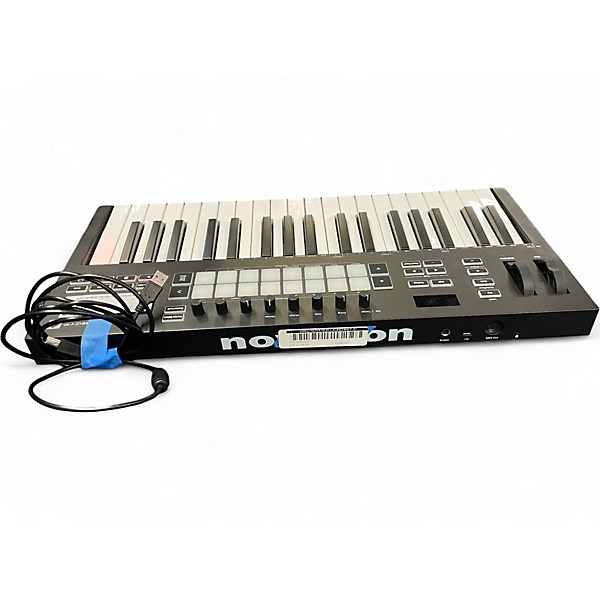 Used Novation LAUNCHKEY 37