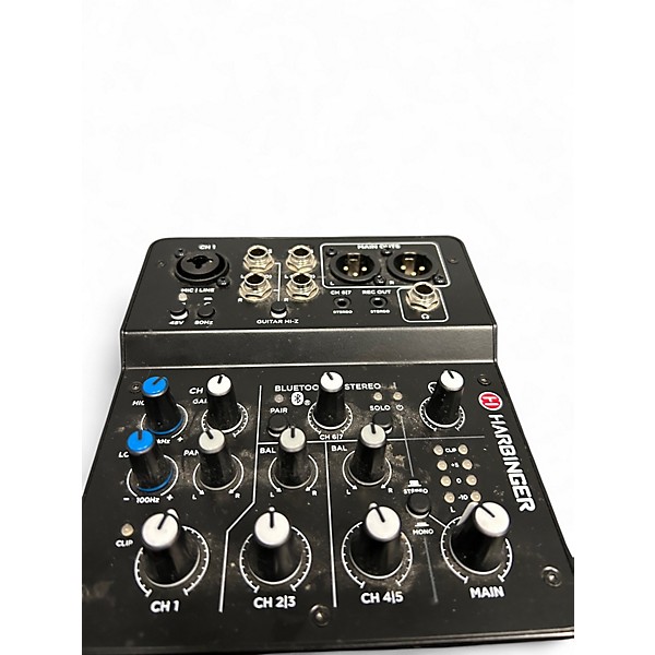 Used Harbinger LVL 7 Powered Mixer