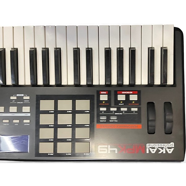 Used Akai Professional MPK49 49 Key MIDI Controller