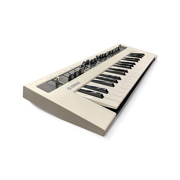 Used Yamaha Reface CS Portable Keyboard