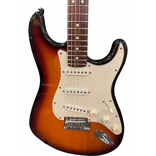Used 1998 Fender Stratocaster Deluxe 2 Color Sunburst Solid Body Electric Guitar
