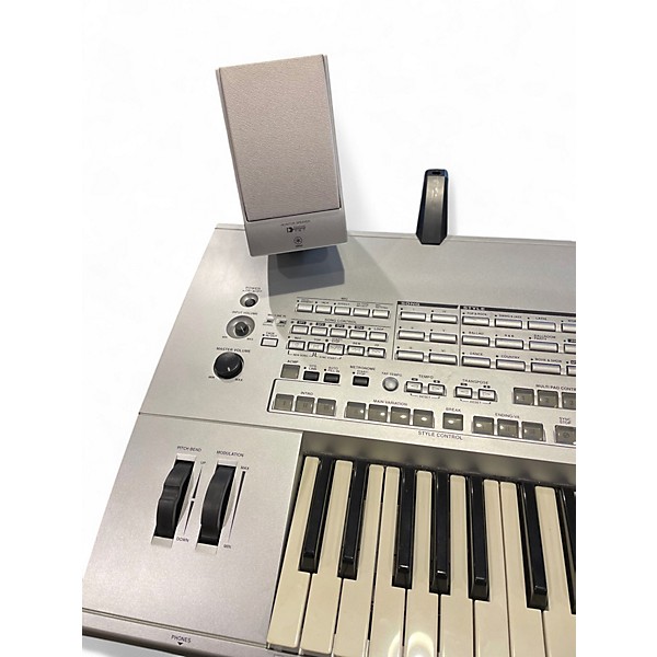 Used Yamaha Tyros 3 Keyboard Workstation