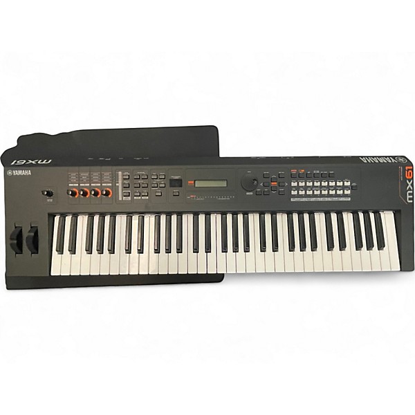 Used Yamaha MX61 61 Key Keyboard Workstation