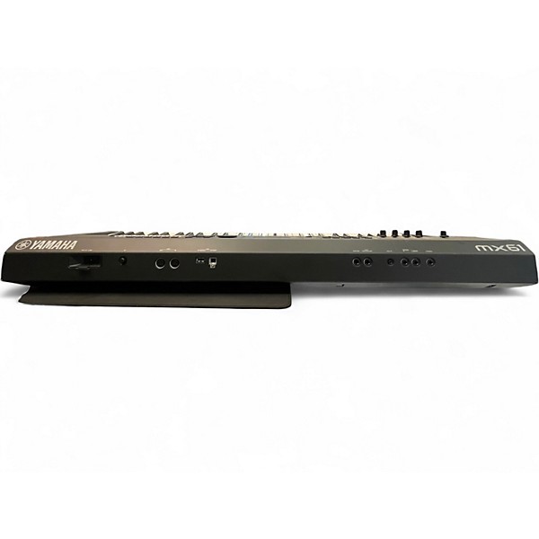Used Yamaha MX61 61 Key Keyboard Workstation