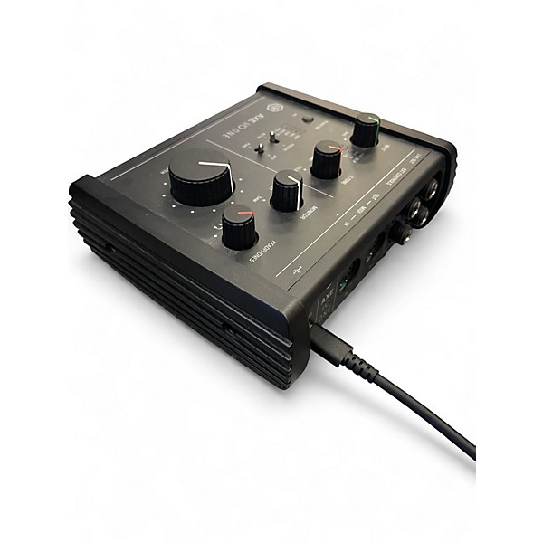 Used IK Multimedia AXE IO ONE Audio Interface