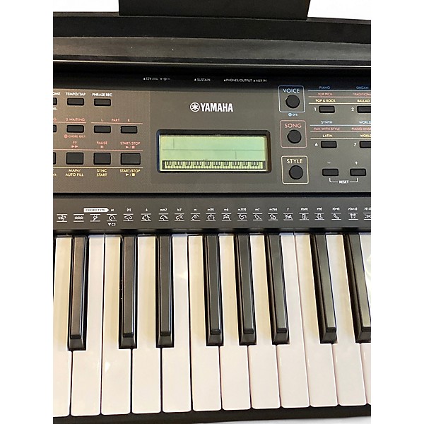 Used Yamaha PSRE273 Digital Piano