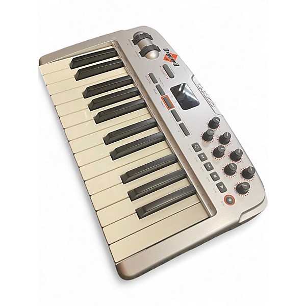 Used M-Audio Oxygen 8 V2 25 Key MIDI Controller