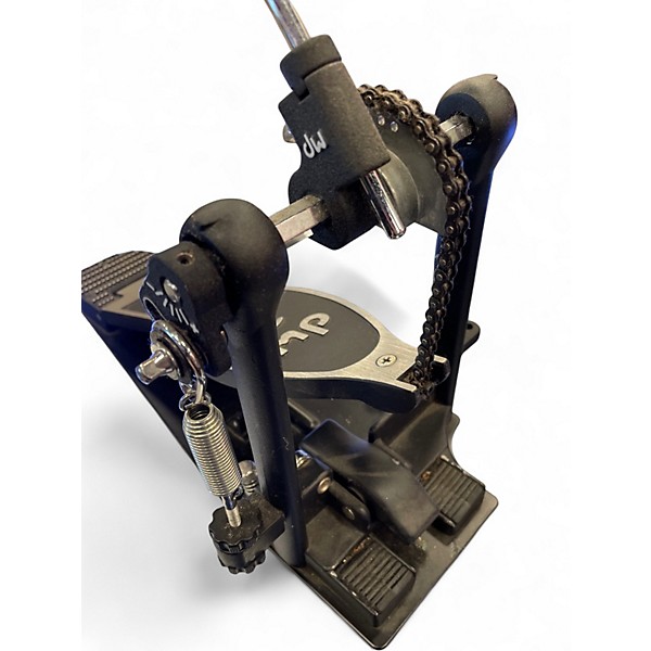 Used DW 2000 Series Single Single Bass Drum Pedal