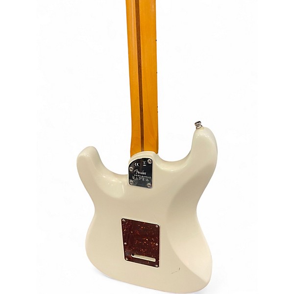 Used Fender American Ultra Stratocaster White Solid Body Electric Guitar