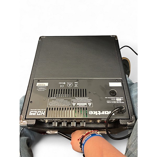Used Hartke HD25 Bass Combo Amp