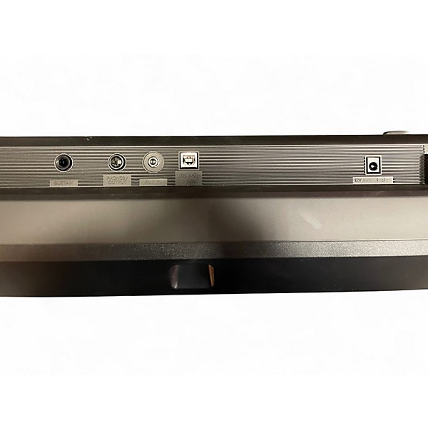 Used Yamaha PSRE373 Portable Keyboard