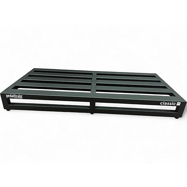 Used Pedaltrain Classic Pro Pedal Board