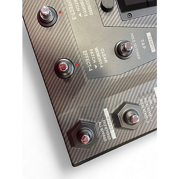 Used Zoom B6 Pedal Board