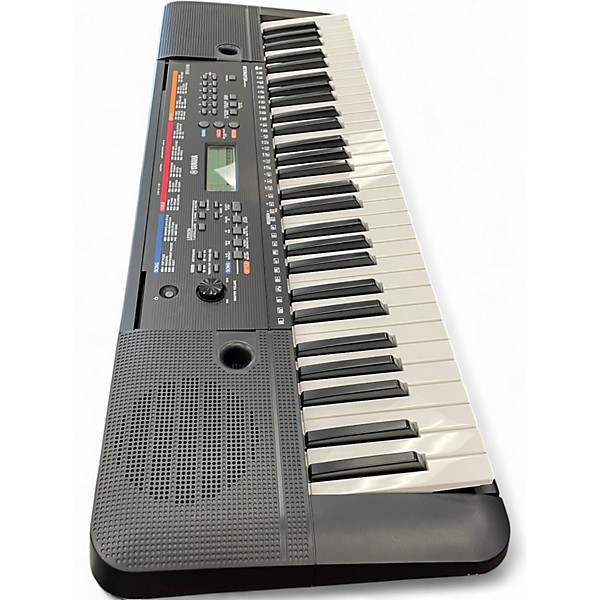 Used Yamaha PSRE263 61 Key Portable Keyboard