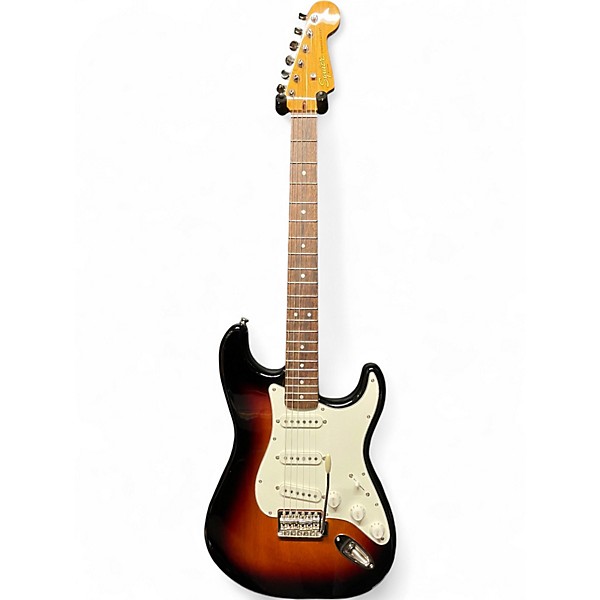 Used 2023 Fender Classic Vibe '60s Stratocaster 3 Color Sunburst Solid Body Electric Guitar